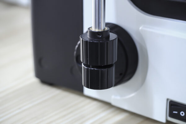 M-5XC  Inverted Metallographic Microscope - Image 2