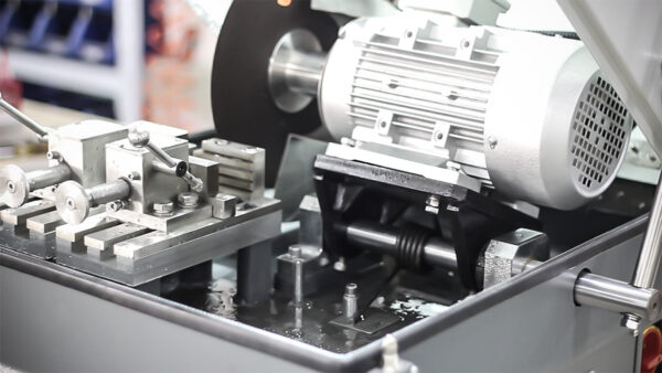 LC-300Z Cutting Machine - Image 3