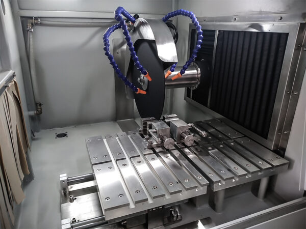 LC-500ZAYAXA  Super Large Automatic Metallographic Cutting Machine - Image 7