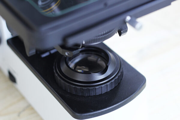 M-40MRT Ortho Metallographic Microscope - Image 2